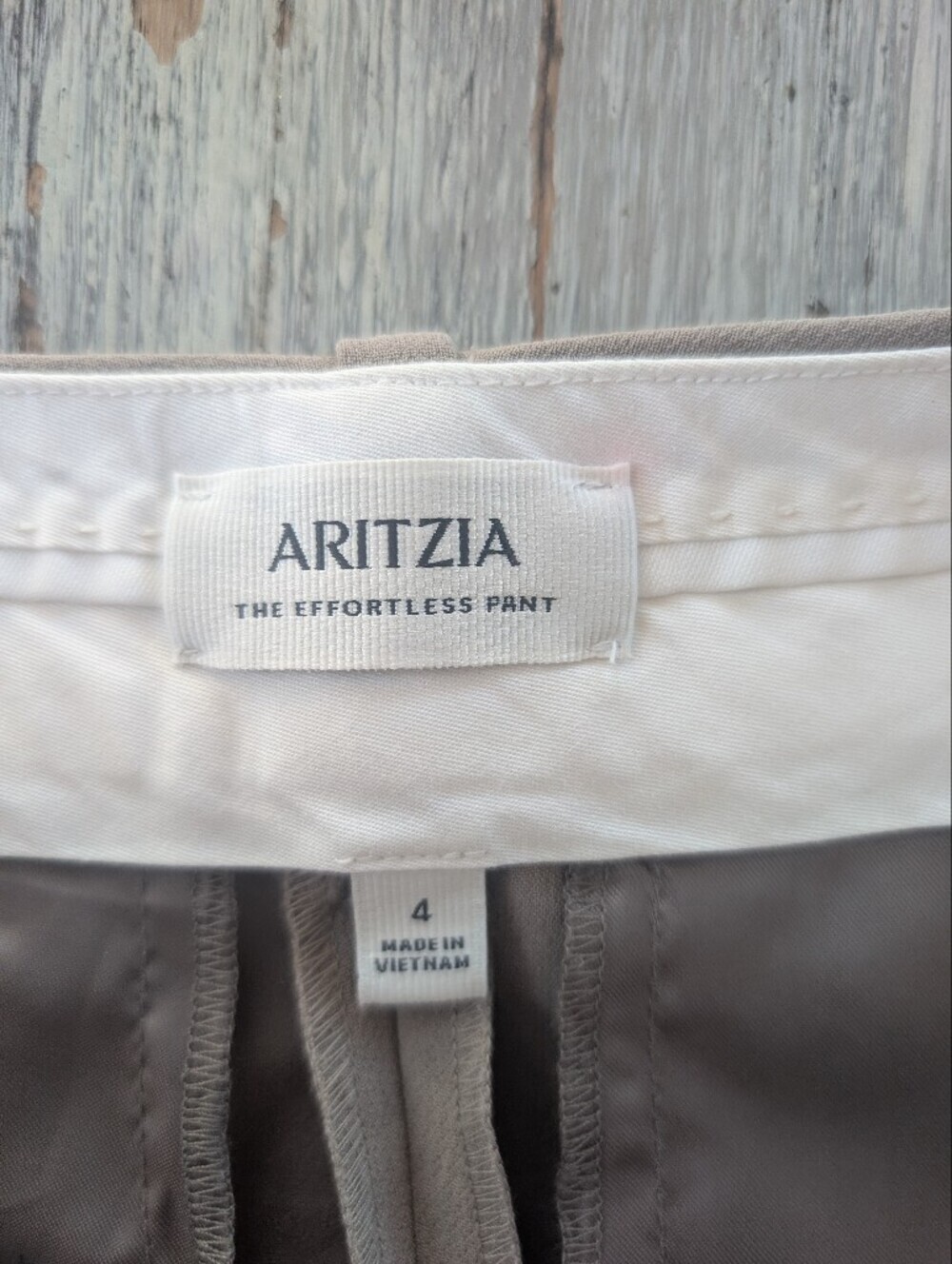 Aritzia The Effortless Pant Cropped Crepette Taupe Women's 4 - Picture 6 of 8